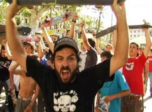 Redes sociales: pequeño manual del manipulador de hombres-masa 1